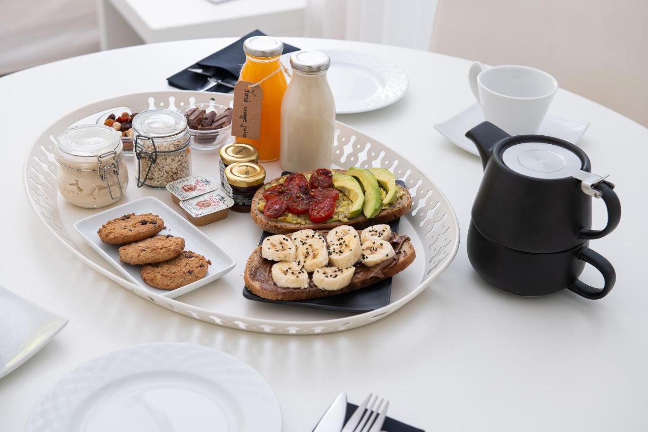 Afrodite Suites Потос Екстериор снимка
