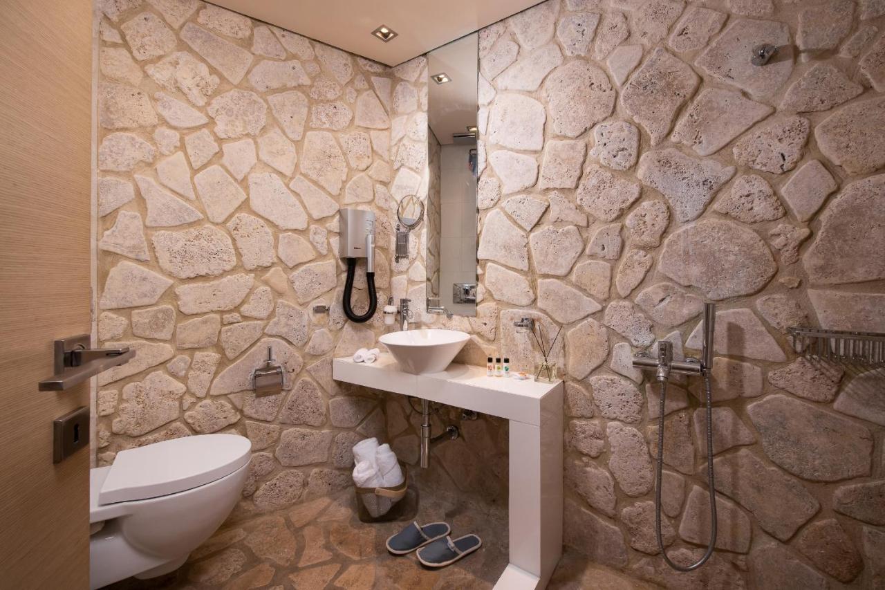 Afrodite Suites Потос Екстериор снимка